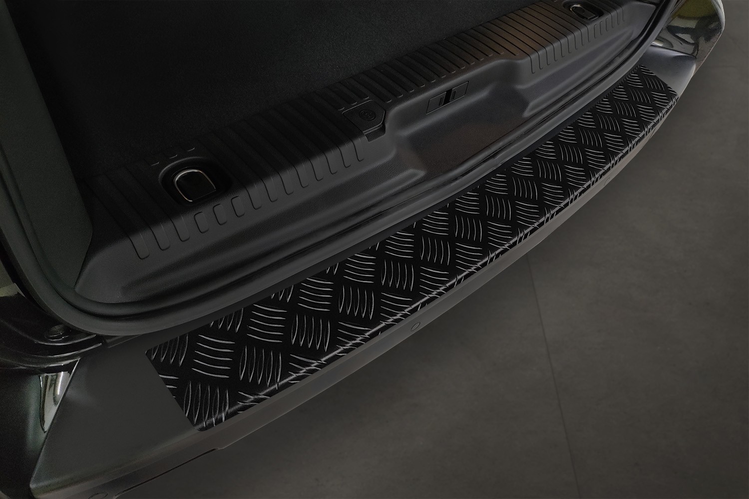 Bumperbeschermer Peugeot Expert III 2016-heden aluminium traanplaat mat zwart