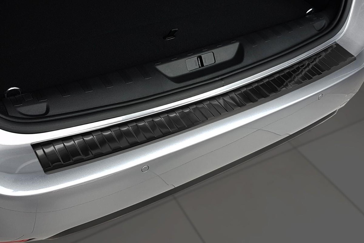 Protection de seuil de coffre Peugeot 308 II SW 2014-2021 break acier inox brossé anthracite