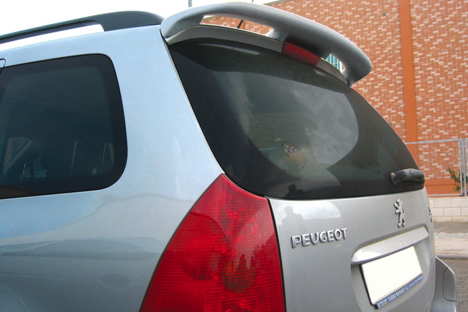 Becquet de toit Peugeot 307 PU