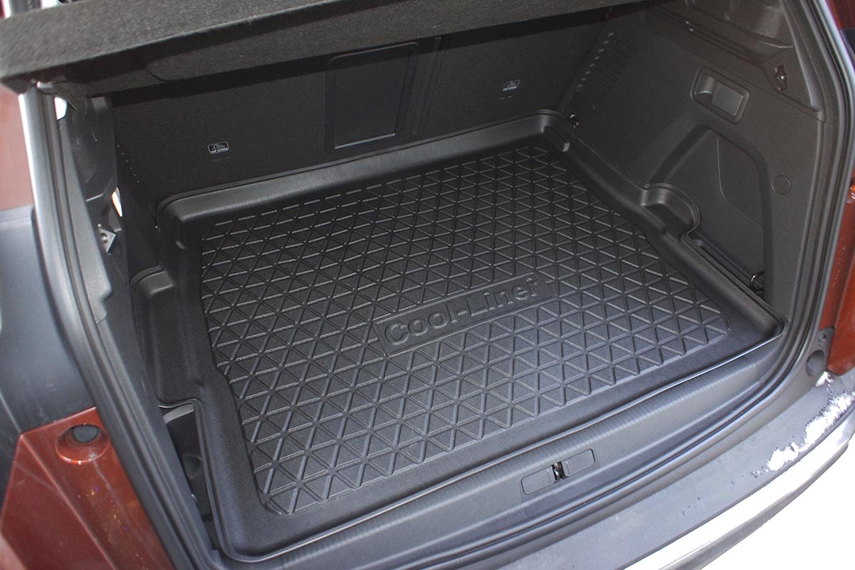 https://www.carparts-expert.com/images/stories/virtuemart/product/peu330tm-peugeot-3008-ii-2016-5-door-trunk-mat-anti-slip-pe-tpe-rubber-1.jpg