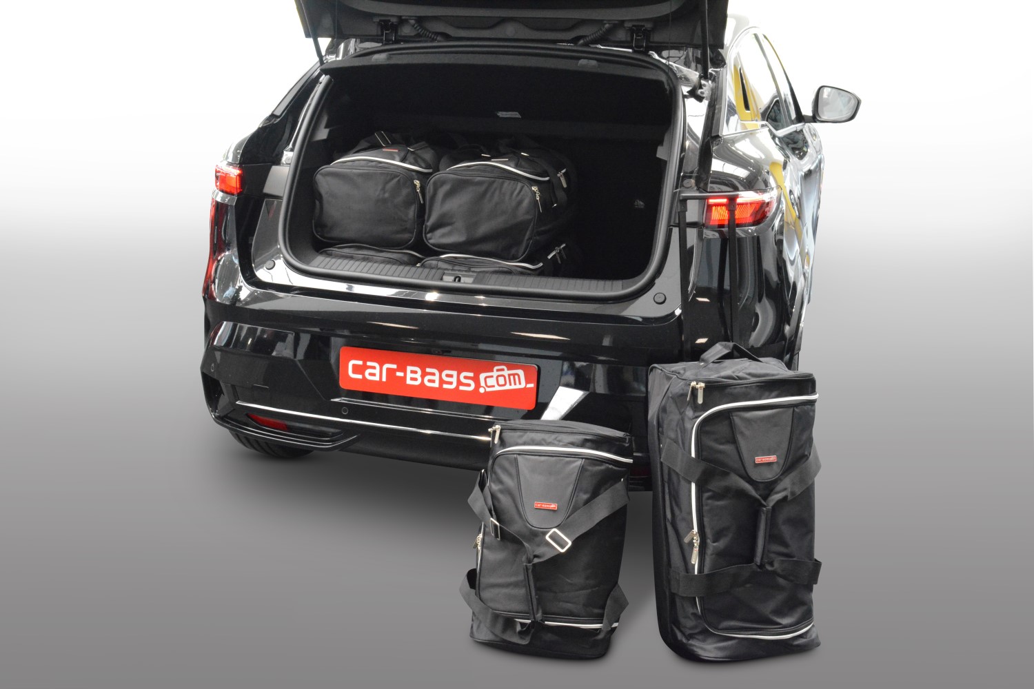 Travel bag set suitable for Renault Mégane E-Tech 2021-present