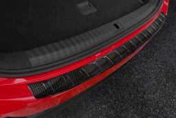 Rear bumper protector Audi Q3 (F3) 2018->   carbon (AUD11Q3BP) (1)