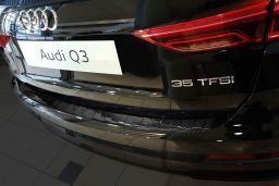 Audi Q3 (F3) 2018-> rear bumper protector carbon / Ladekantenschutz Carbon / achter bumperbeschermer carbon / protection de seuil de coffre carbone (AUD7Q3BP)