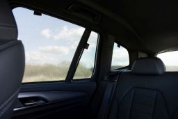 Sun shades BMW X3 (G01) 2017-present  Car Shades - rear side doors (1)