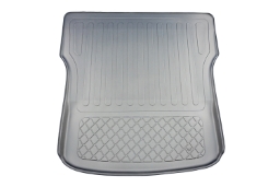 Boot mat suitable for Maxus Euniq 5 2022-2023   Guardliner  anti slip PE/TPE rubber (MAX1E5TM-G) (1)