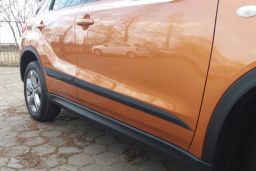 Door protectors Suzuki Vitara (LY) 2015-present set (SUZ2VIPU) (1)