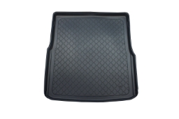 Boot mat suitable for Volkswagen Passat Variant (B8) 2014-2023  Guardliner  anti slip PE/TPE rubber (VW11PATM-G) (1)