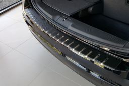 Rear bumper protector Volkswagen Sharan II (7N) 2010-present stainless steel - carbon foil (VW4SHBA) (1)