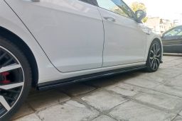 Side skirts Volkswagen Golf VII (5G) 2012-2020 5-door hatchback ABS - painted (VW7GOMS) (1)