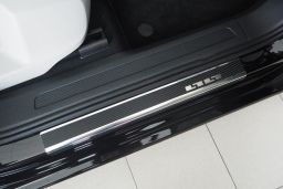 Door sill plates Volkswagen Touran (5T) 2015-present stainless steel - carbon foil (VW8TOEA) (1)