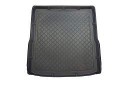 Boot mat suitable for Volkswagen Passat Variant (B7) 2010-2014  Guardliner  anti slip PE/TPE rubber (VW9PATM-G) (1)