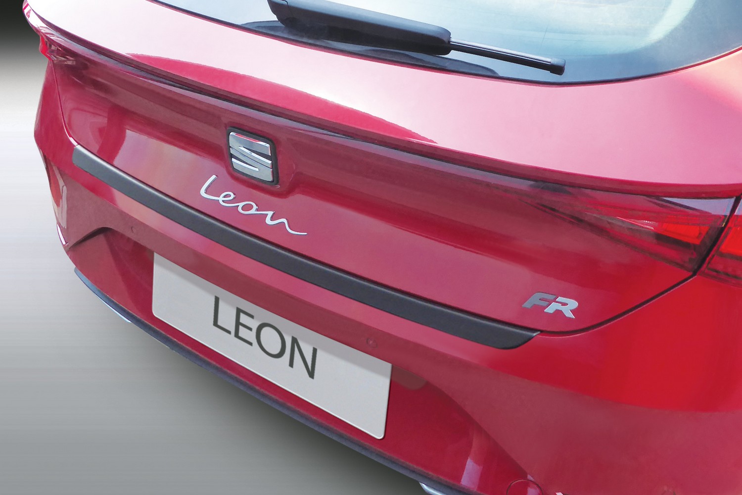 Protection de seuil de coffre Seat Leon (KL) 2020-présent 5 portes bicorps ABS - noir mat