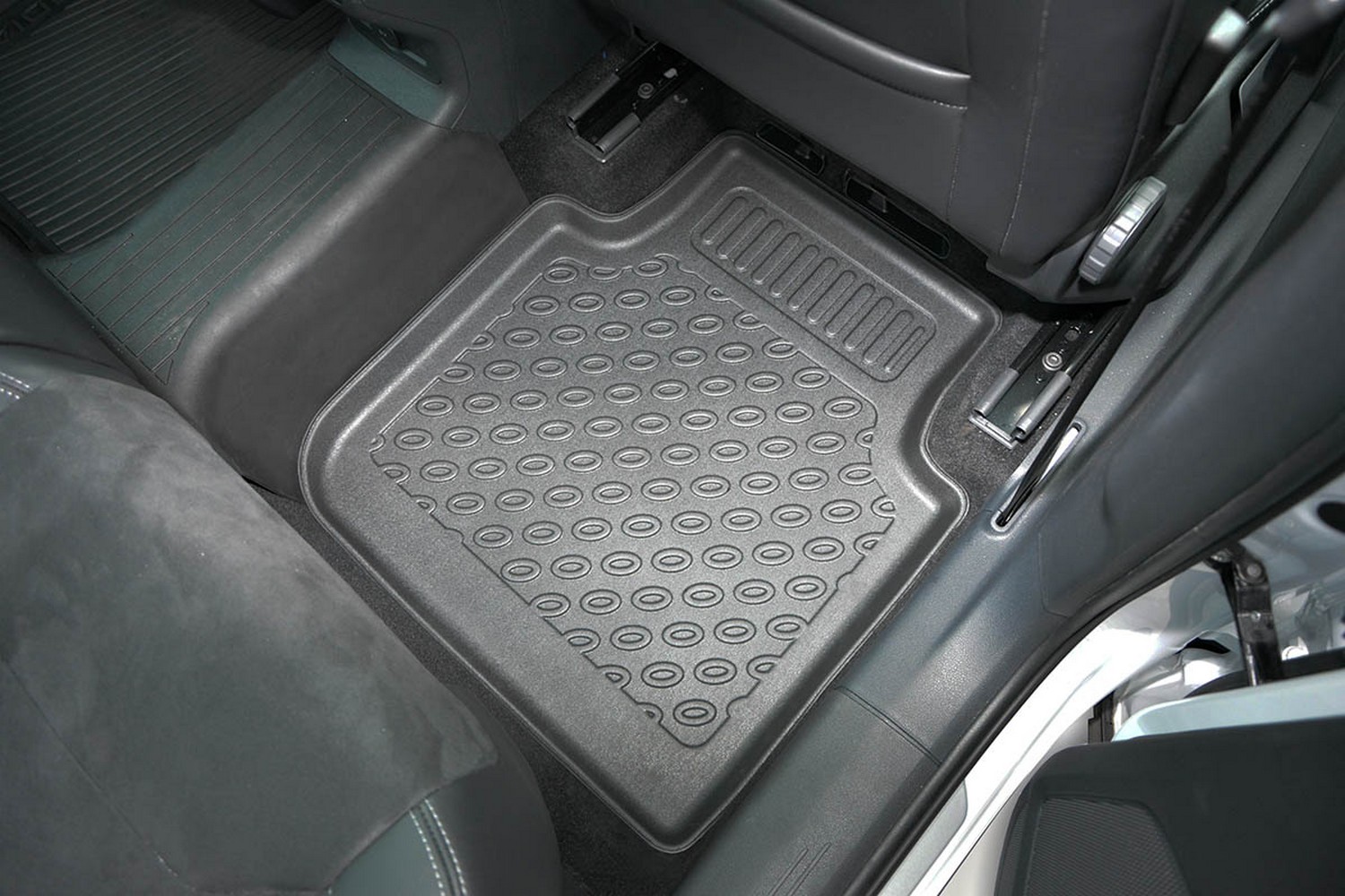 Car mats suitable for Seat Tarraco (KN) 2018-present Cool Liner PE/TPE rubber (SEA1TAFM-C) (5) Car mats suitable for Seat Tarraco (KN) 2018-present Cool Liner PE/TPE rubber (SEA1TAFM-C) (5)