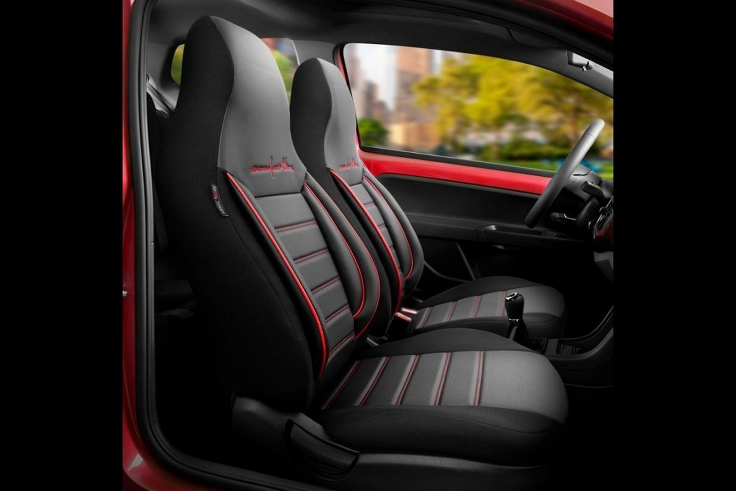 Stoelhoezen Peugeot 107 2005-2014 3 & 5-deurs hatchback Comfortline CityBug kunstleder zwart / rode accenten