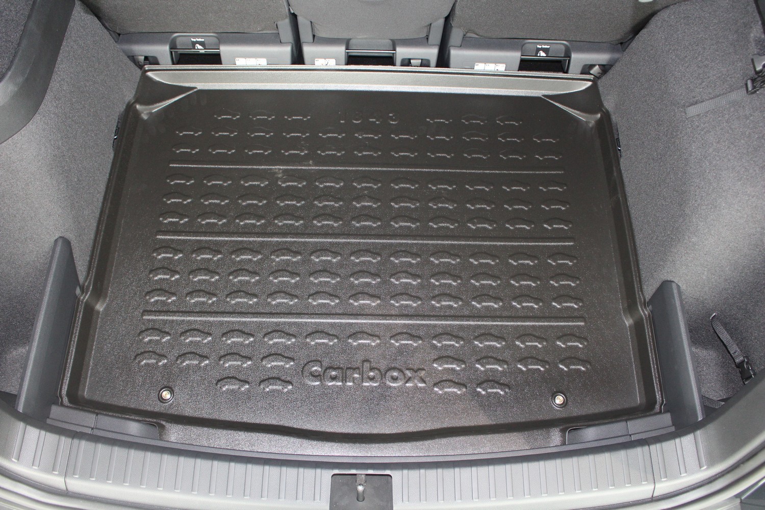 Boot mat suitable for Skoda Karoq (NU) 2017-present Carbox Form PE rubber - black