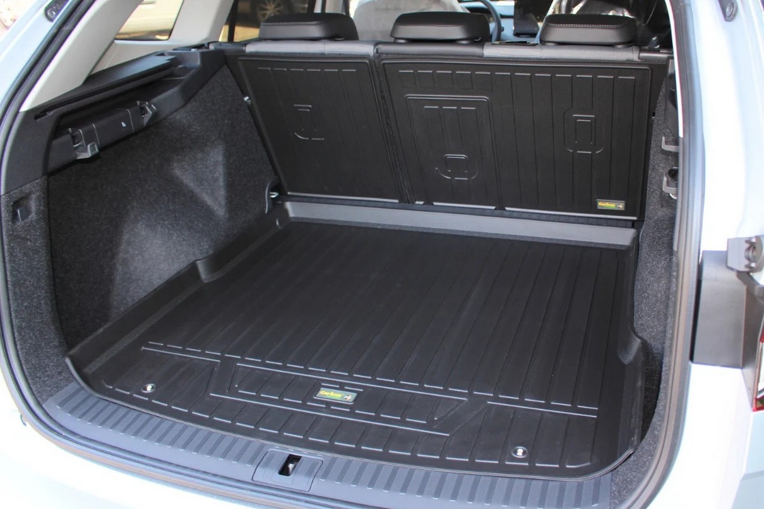 Boot mat suitable for Skoda Enyaq iV 2020-present Carbox Form PE rubber - black