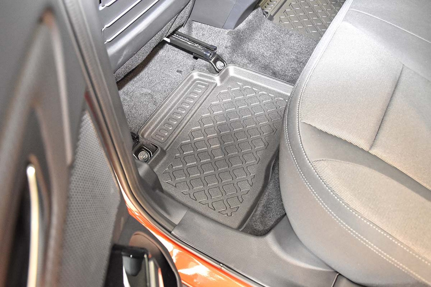 Car mats suitable for SsangYong - KGM Tivoli 2020-present Guardliner PE/TPE rubber (SSY3TIFM-G) (4) Car mats suitable for SsangYong - KGM Tivoli 2020-present Guardliner PE/TPE rubber (SSY3TIFM-G) (4)