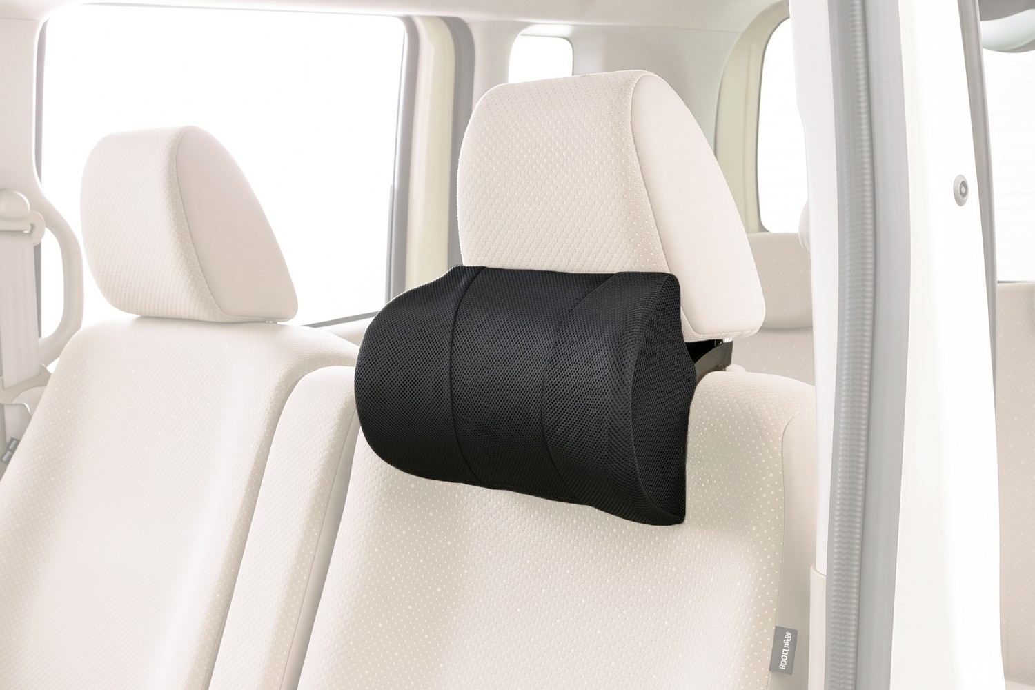 Neck cushion for car headrest 26 x 21 cm