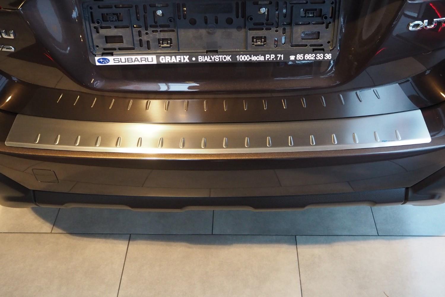 Rear bumper protector Subaru Outback V stainless steel CarPartsExpert