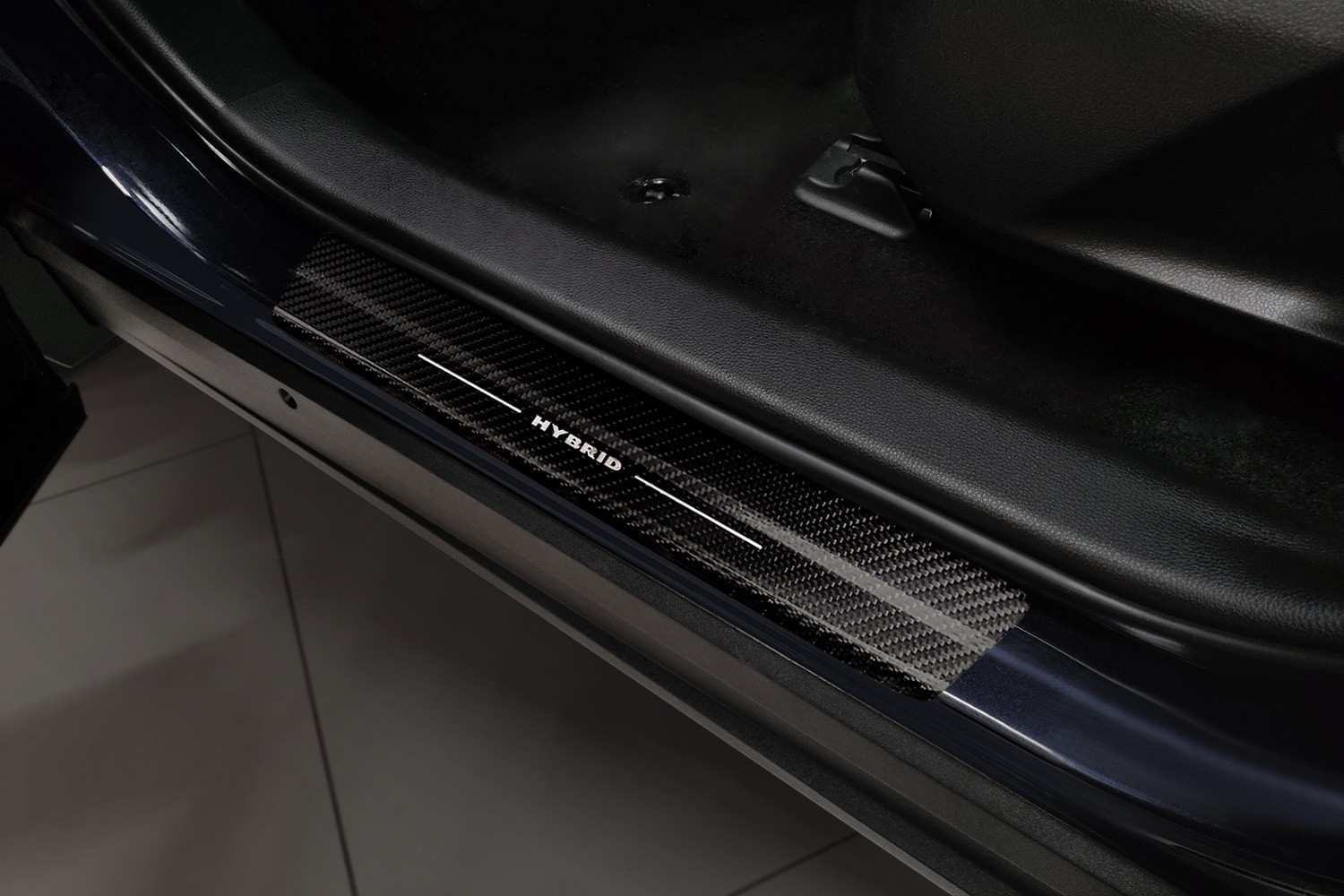 Instaplijsten geschikt voor Suzuki Across 2020-heden carbon 4-delig