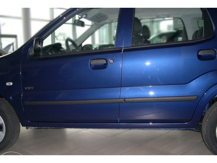 Stootstrips Suzuki Ignis 2000-2008 5-deurs hatchback set zijportieren