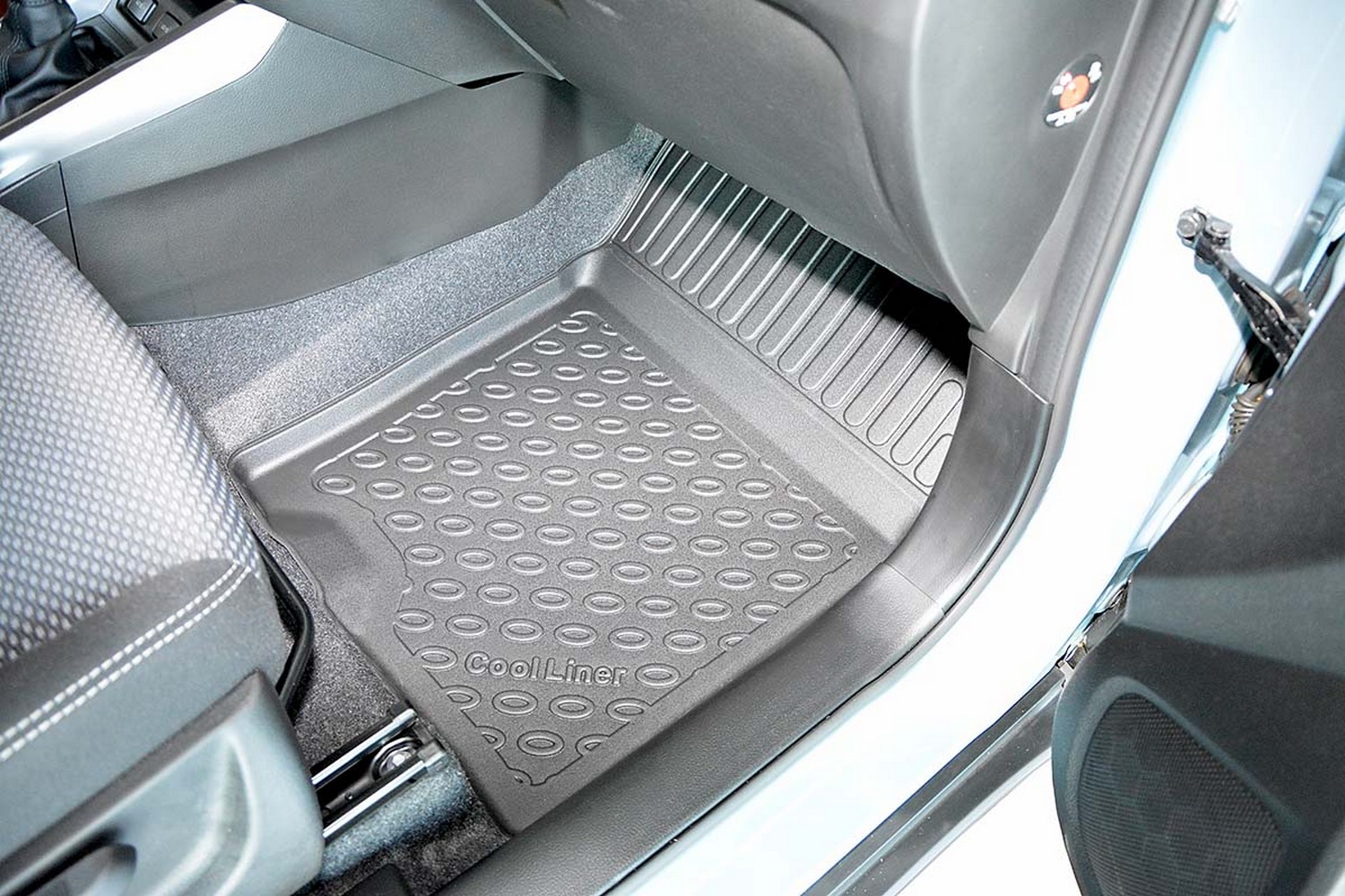 Car mats suitable for Suzuki Vitara (LY) 2015-present Cool Liner PE/TPE rubber (SUZ1VIFM-C) (4) Car mats suitable for Suzuki Vitara (LY) 2015-present Cool Liner PE/TPE rubber (SUZ1VIFM-C) (4)