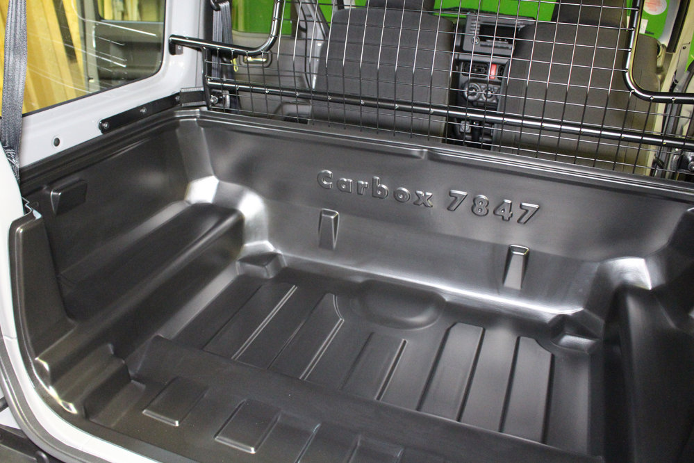 Carbox CLASSIC Kofferraumwanne Laderaumwanne Kofferraummatte für Suzuki  Jimny GJ