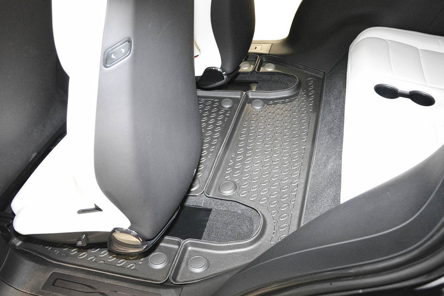 Car mats suitable for Tesla Model X 2015-present Cool Liner PE/TPE rubber (TES3MXFM-C) (3) Car mats suitable for Tesla Model X 2015-present Cool Liner PE/TPE rubber (TES3MXFM-C) (3)