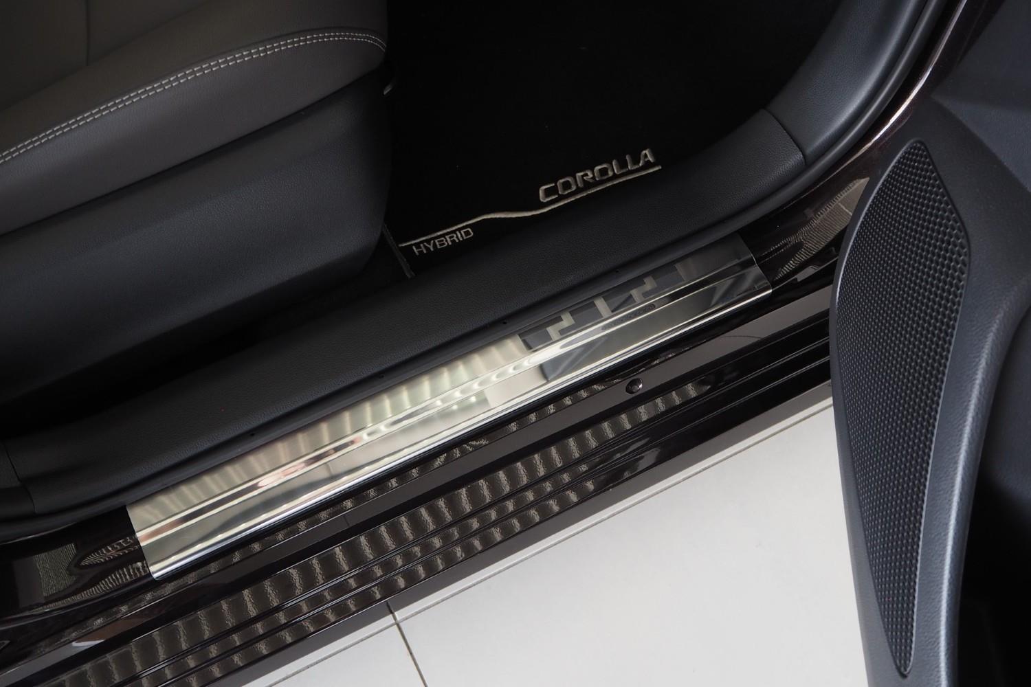 Instaplijsten geschikt voor Toyota Corolla (E210) 2018-heden 4-deurs sedan RVS geborsteld