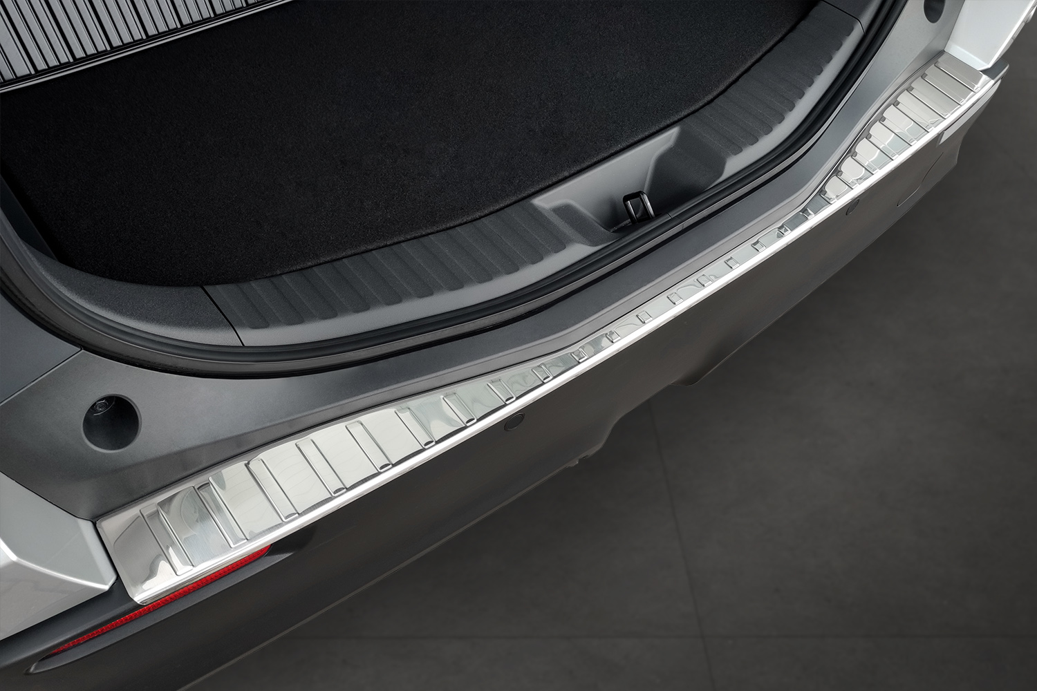 Ladekantenschutz passend für Subaru Solterra 2023-heute Edelstahl gebürstet