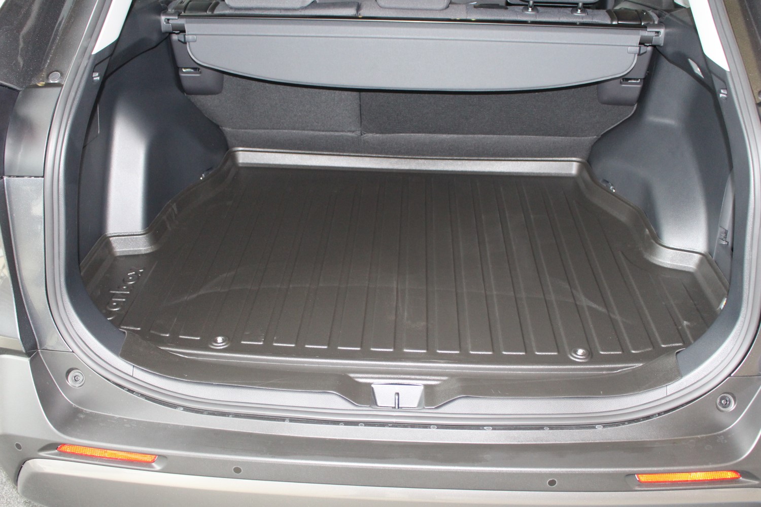 Boot mat suitable for Toyota RAV4 V (XA50) 2018-present Carbox Form PE rubber - black