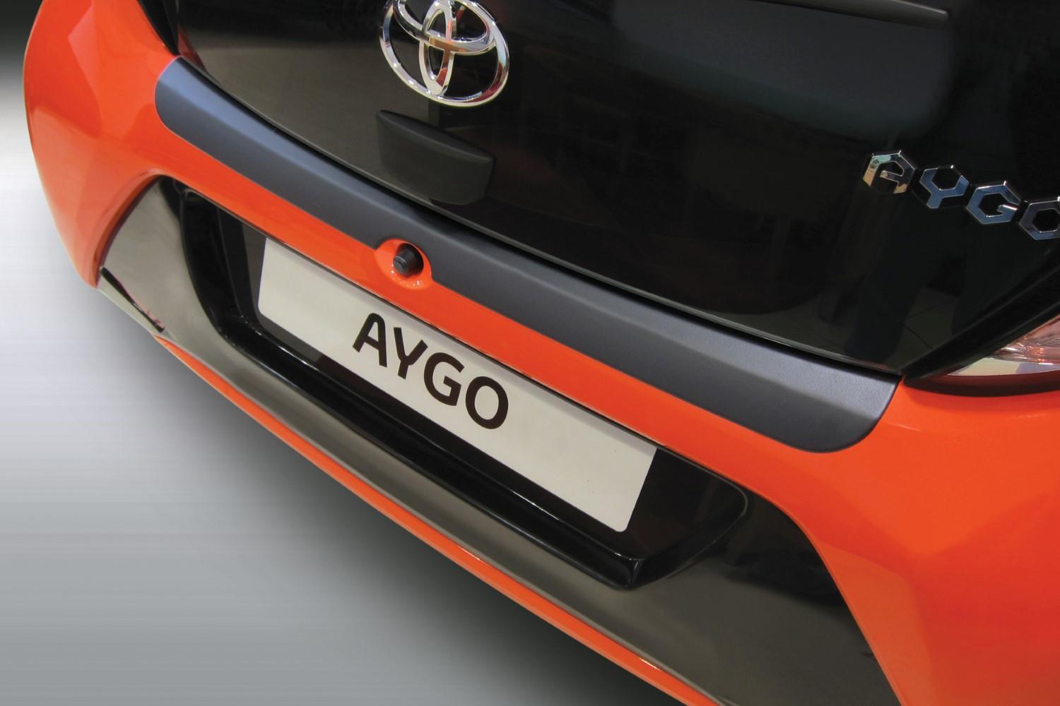 Protection de seuil de coffre convient à Toyota Aygo II 2014-2021 3 & 5 portes bicorps ABS - noir mat
