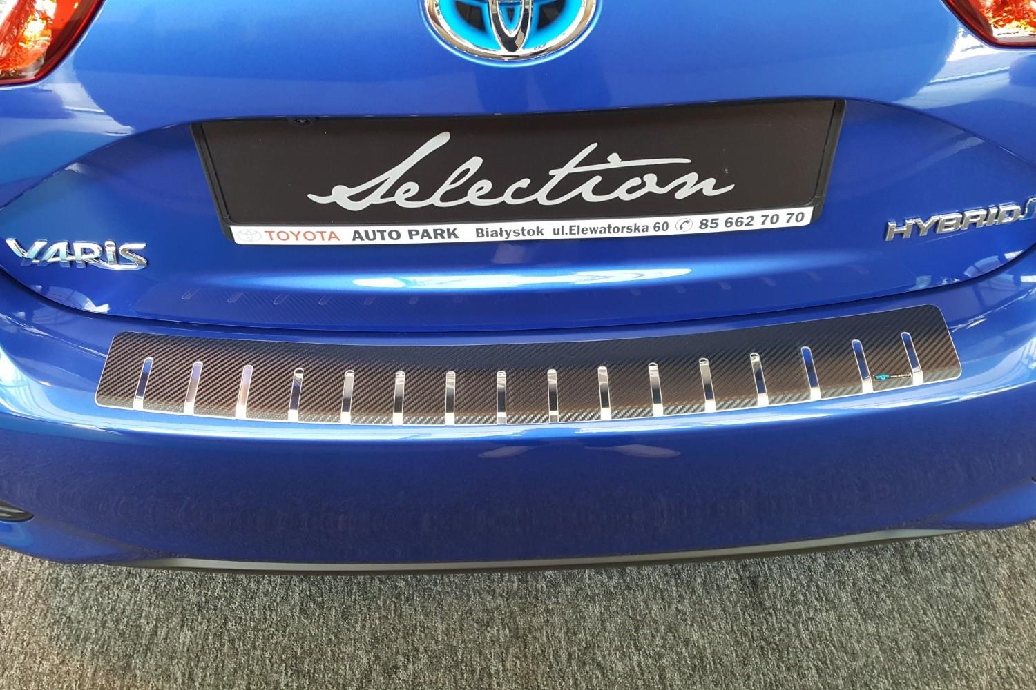 Ladekantenschutz Toyota Yaris (XP13) Edelstahl - Carbon Folie
