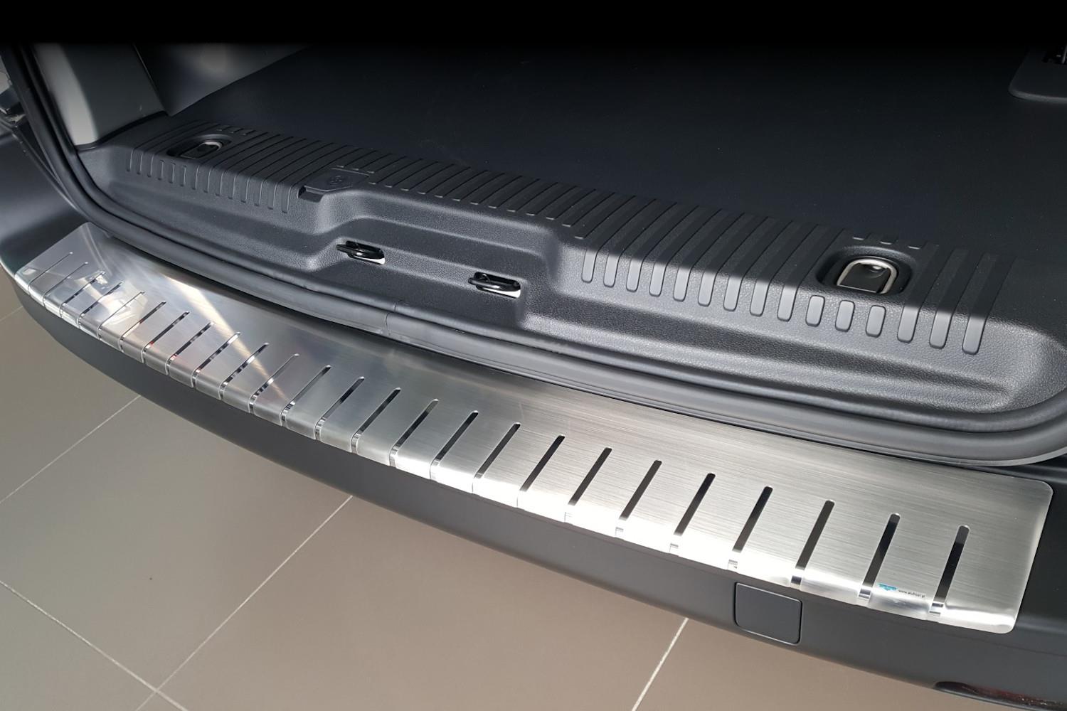 Protection de seuil de coffre Toyota ProAce Verso II 2016-présent acier inox brossé