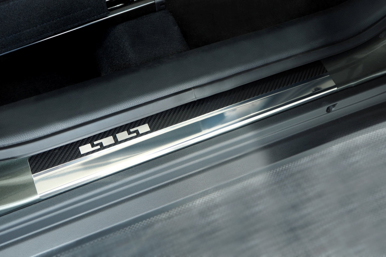 Seuils de portes convient à Toyota Aygo X 2022-présent acier inox - feuille de carbone