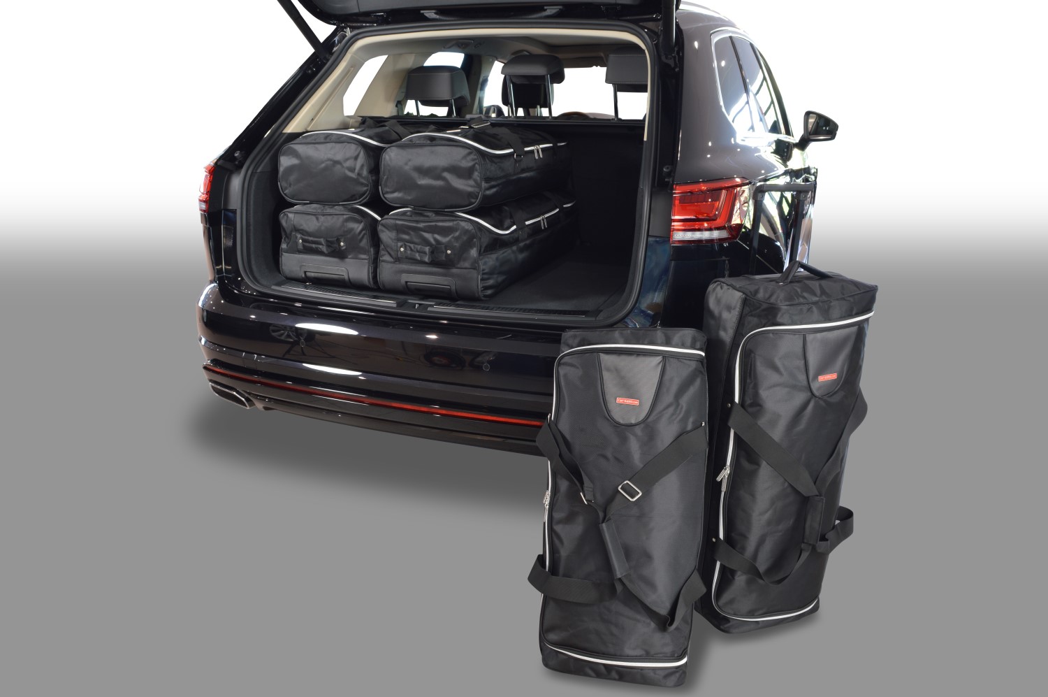 Set de sacs de voyage Volkswagen Touareg III (CR7) 2018-présent