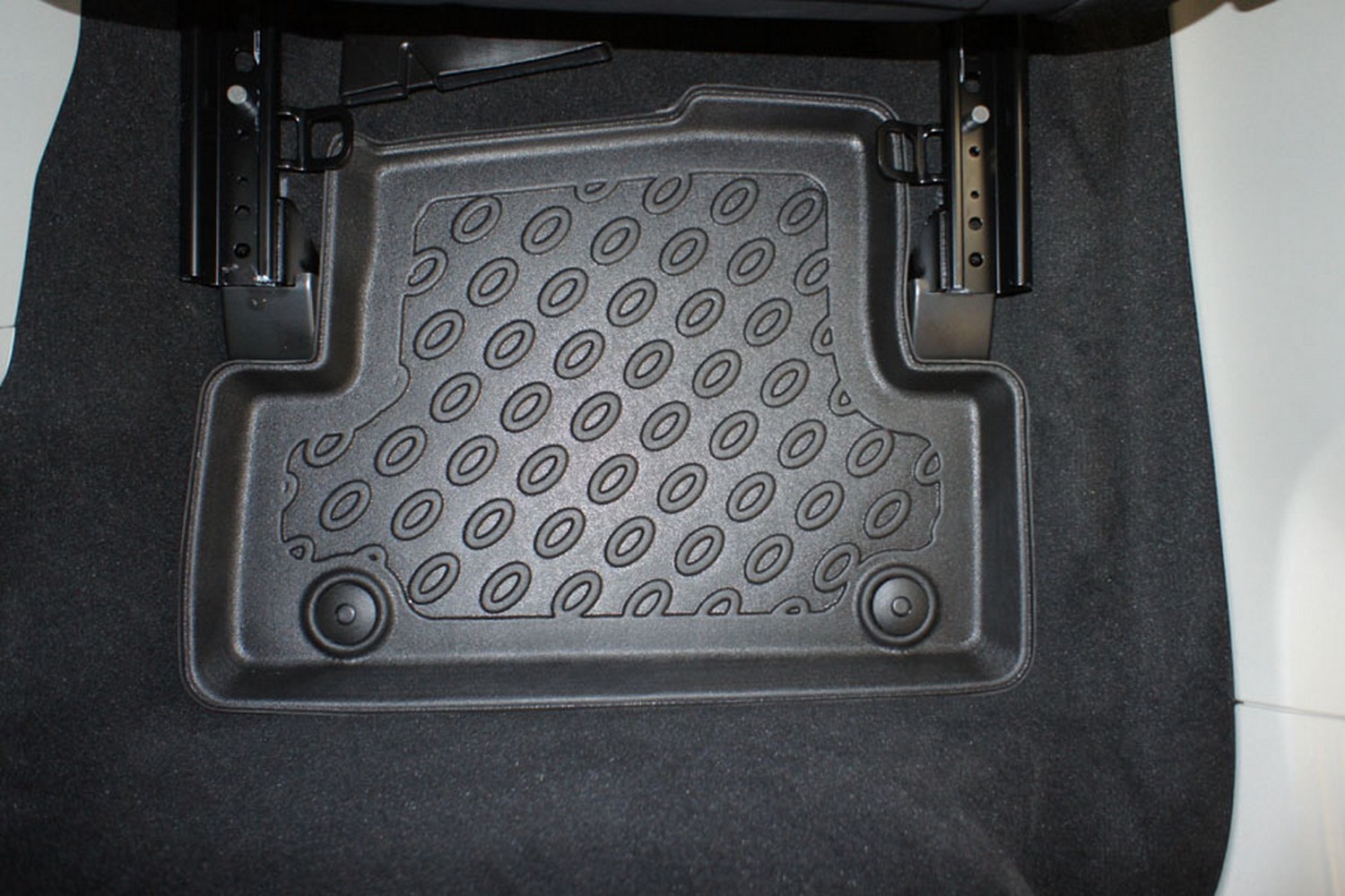 Car mats suitable for Volvo V40 (P1) 2012-2019 5-door hatchback Cool Liner PE/TPE rubber (VOL1V4FM-C) (5) Car mats suitable for Volvo V40 (P1) 2012-2019 5-door hatchback Cool Liner PE/TPE rubber (VOL1V4FM-C) (5)
