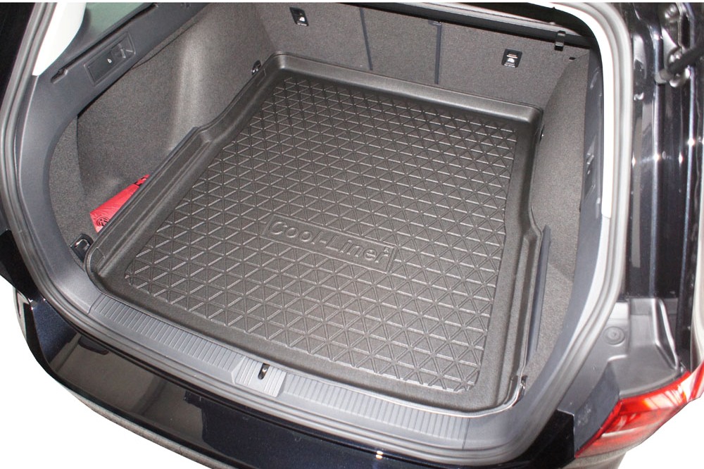 Kofferraumwanne passend für Volkswagen Passat Variant (B8) 2014-2023 Cool Liner anti-rutsch PE/TPE Gummi
