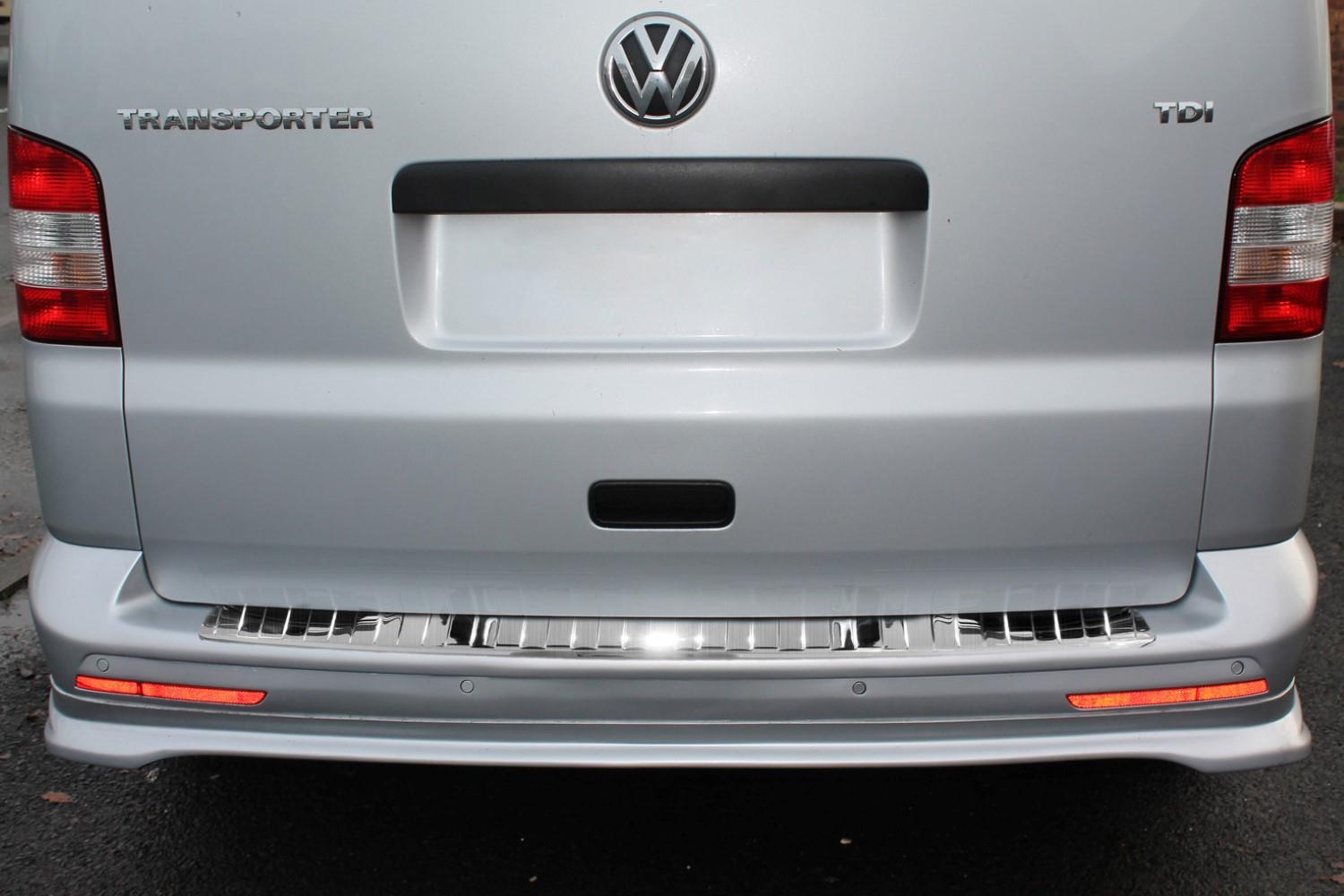 Protection de seuil de coffre Volkswagen Transporter T5 2003-2015 acier inox brossé