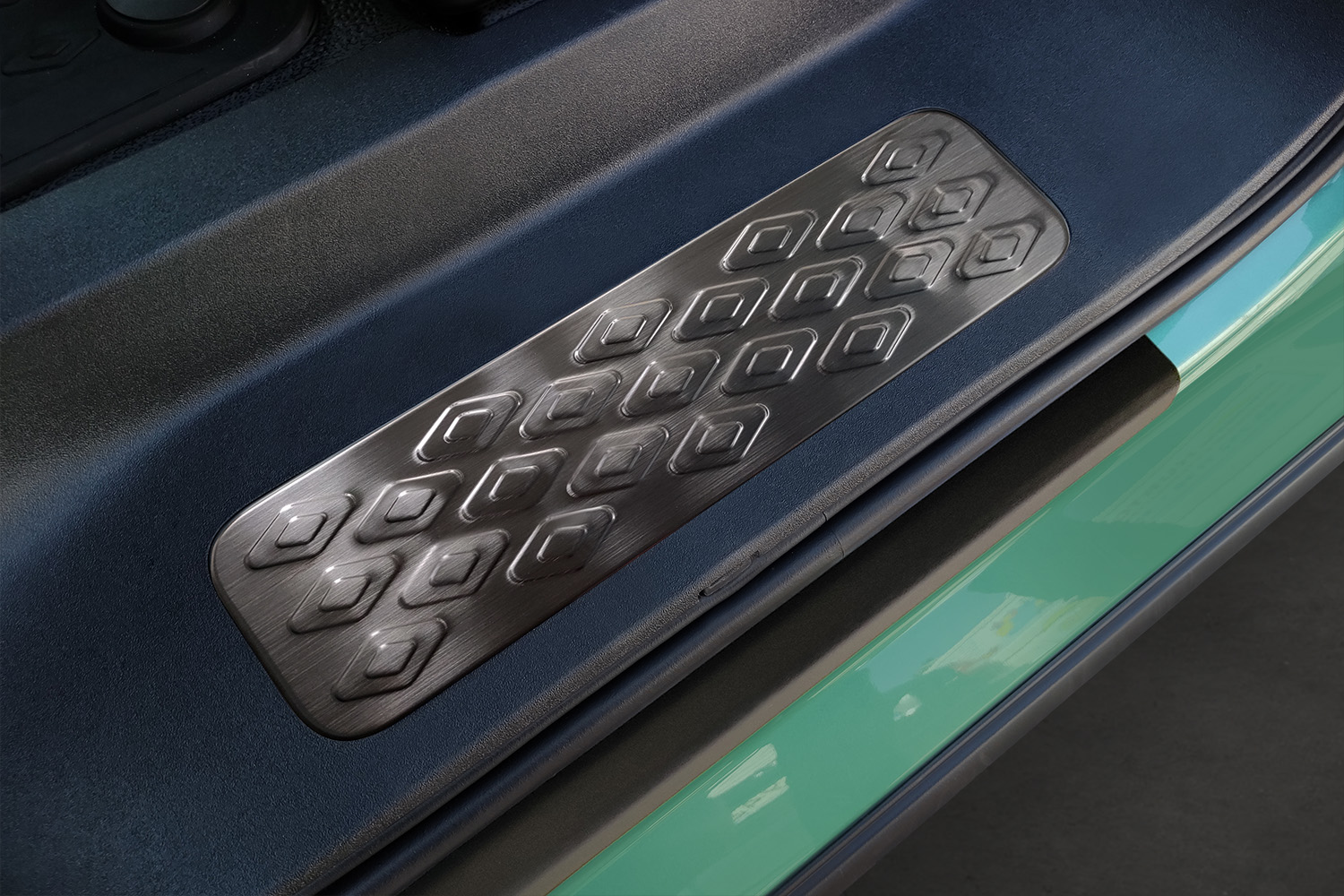 Seuils de portes intérieure Volkswagen ID.Buzz 2022-présent acier inox brossé anthracite 2 pièces