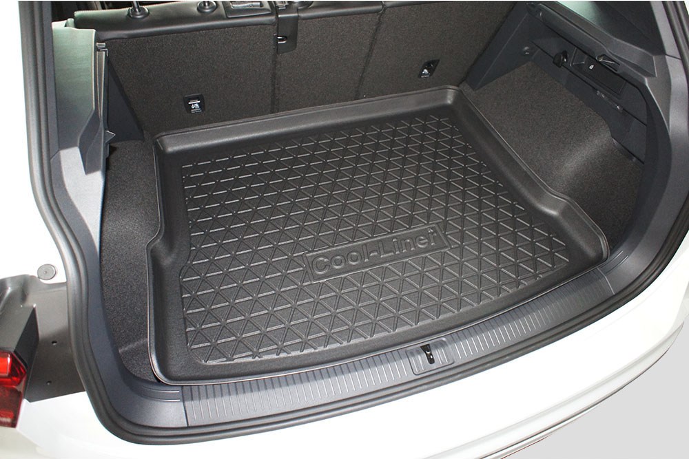 Set: gummiteppiche + kofferraumschale für Volkswagen Tiguan II SUV  (05.2016-.) - Guardliner - Ladeboden oben (gerade Ladefläche);  Varioboden im hoechsten Ebene