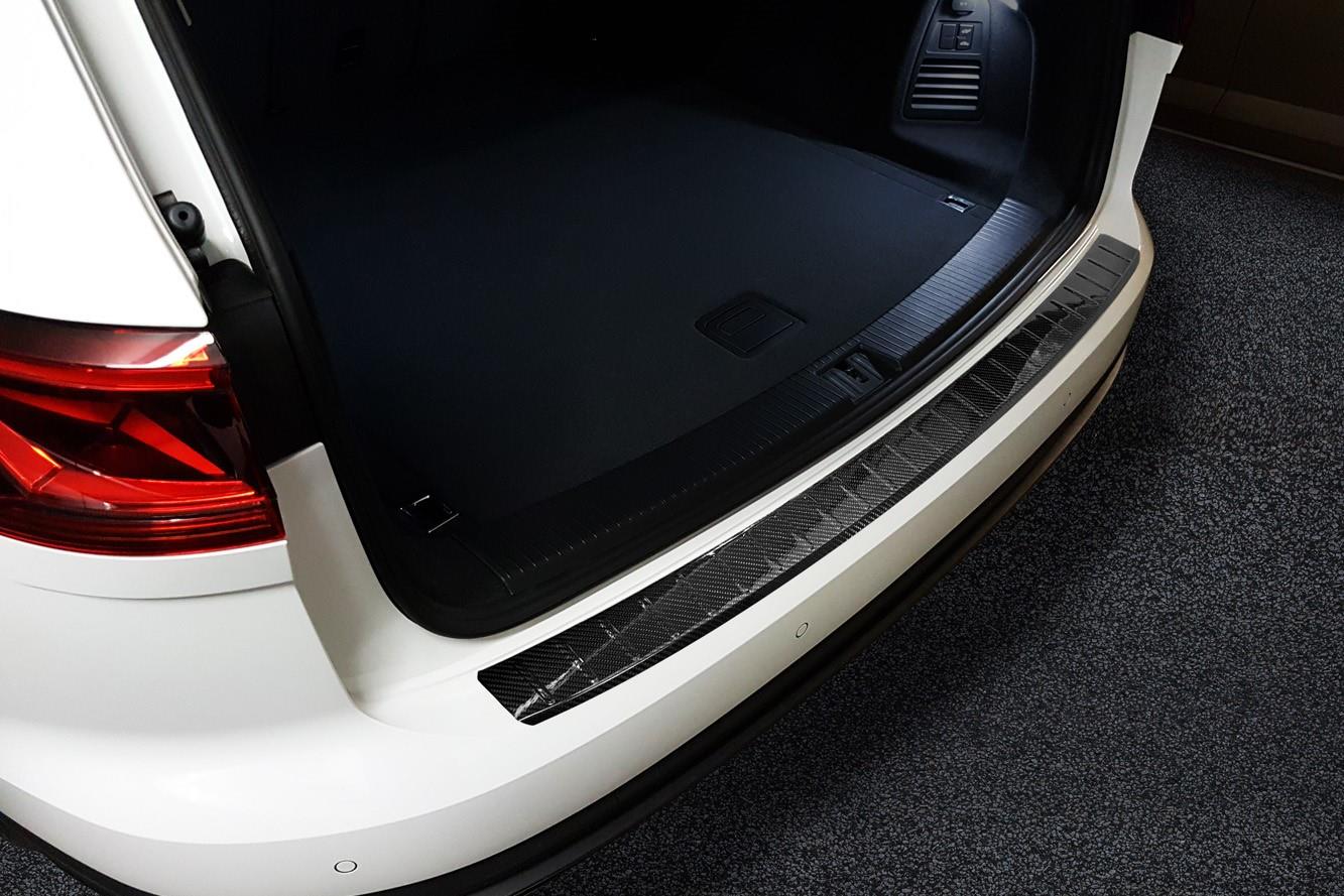 Protection de seuil de coffre Volkswagen Touareg III (CR7) 2018-présent carbone