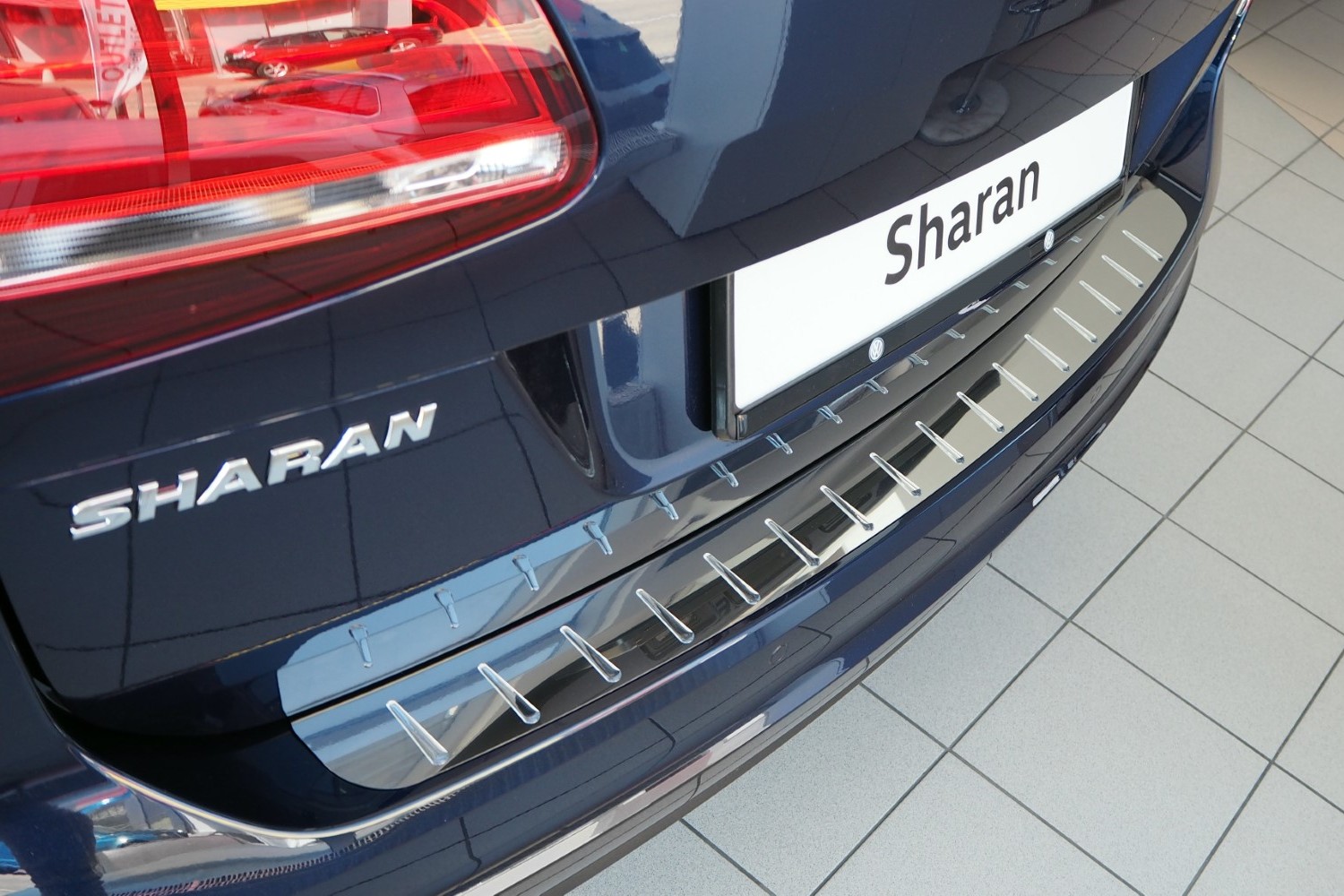 Protection de seuil de coffre Volkswagen Sharan II (7N) 2010-2022 acier inox brillant